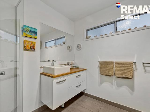 House for sale in Rural View