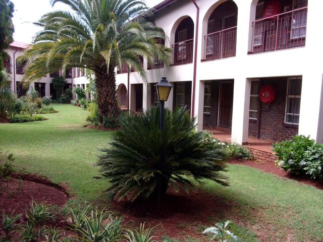 Apartment for rent in Horizon View, Roodepoort