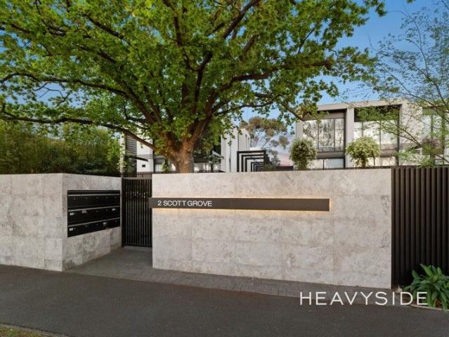 House for sale in Glen Iris