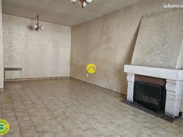 Maison vente à Montluçon, Bizeneuille