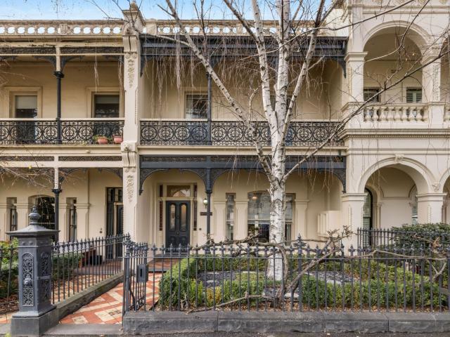 House for rent in Jolimont, Melbourne