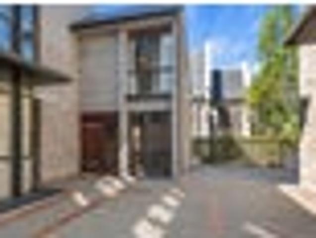 House for sale in Christchurch Central, Linwood-Central-Heathcote Community