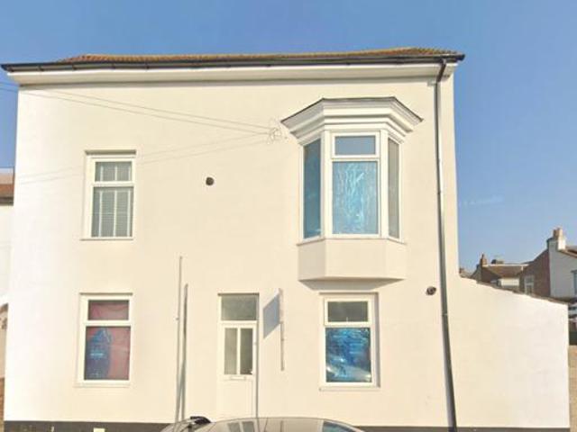 House for sale in Spring Vale, Hampshire