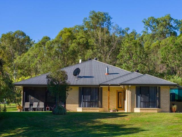 Cottage for sale in Kilkivan, Queensland