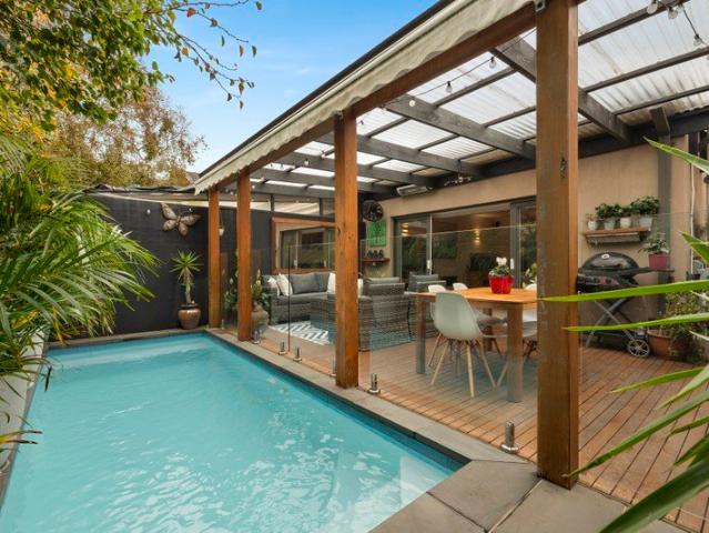 Townhouse for sale in Parkdale, Melbourne