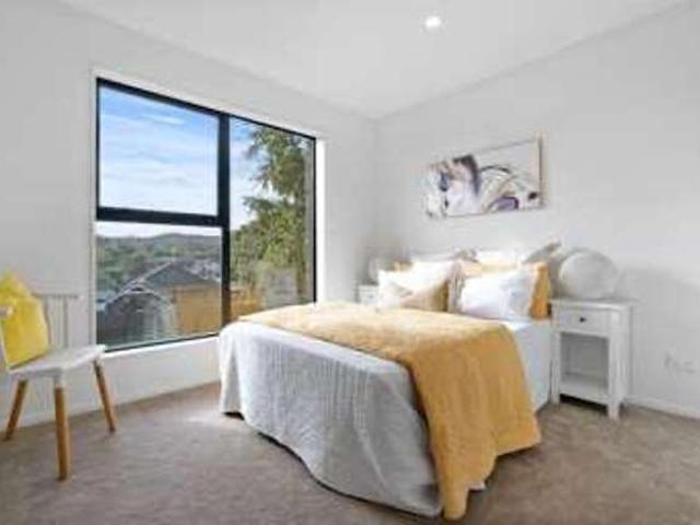 Townhouse for sale in Kumeū, Rodney