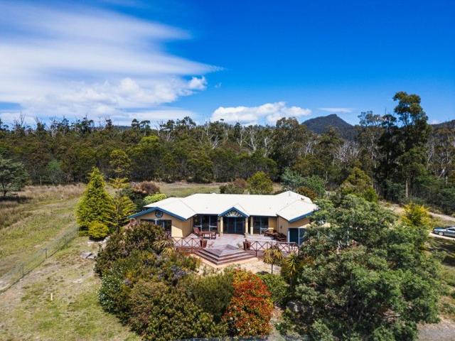 House for sale in Four Mile Creek, Tasmania