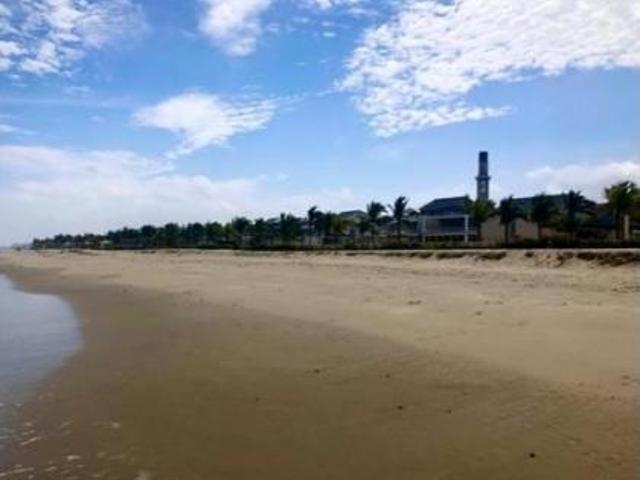 A&F1459 – EXCLUSIVA CASA DE PLAYA EN CONDOMINIO CABO MERLIN EN TUMBES