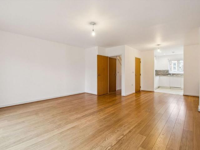 House for rent in London Borough of Hounslow, Spring Grove