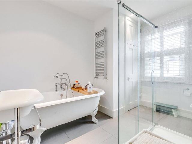 House for rent in Fulham, Cat Hill