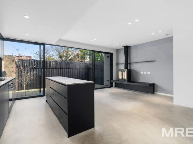 Townhouse for rent in Northcote, Melbourne