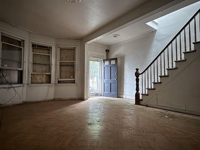 House for sale in Hudson, New Jersey