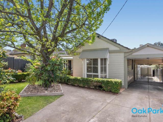 House for sale in Oak Park, Melbourne