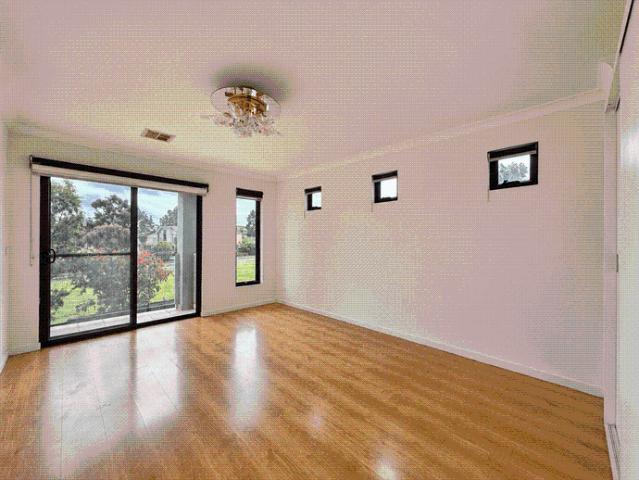 Townhouse for rent in Greenvale Lakes, Melbourne