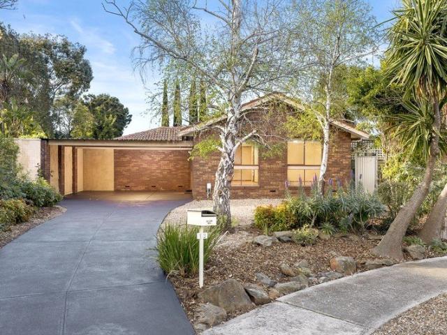 House for sale in Taylors Lakes, Melbourne