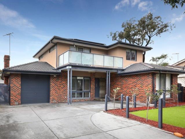 House for rent in Dingley Village, Melbourne