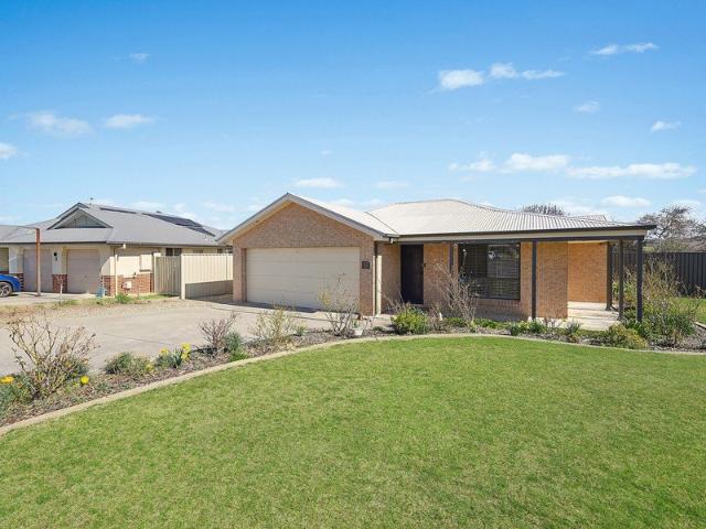 House for sale in Bathurst, New South Wales