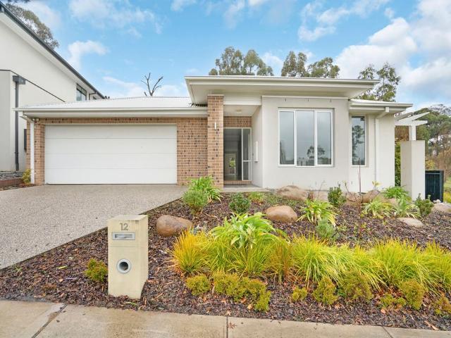 House for rent in Tullamore Doncaster, Melbourne