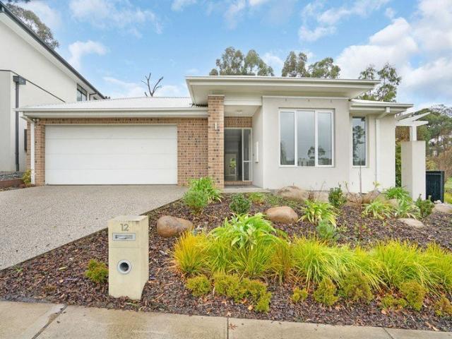 House for rent in Tullamore Doncaster, Melbourne