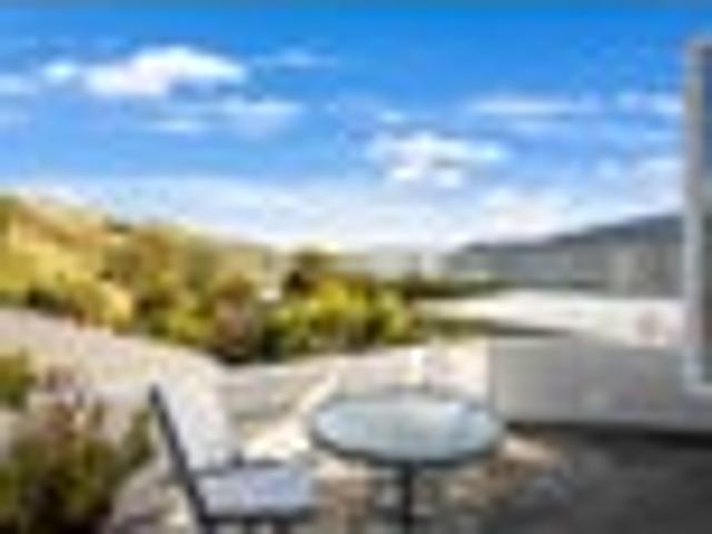 House for sale in Otakou