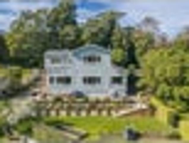 House for sale in Otakou