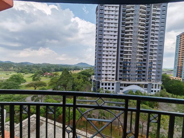Condominium for sale in Malaka