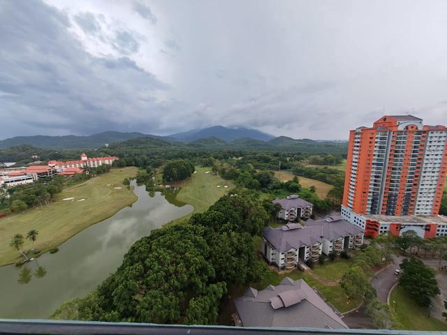 Condominium for sale in Malaka