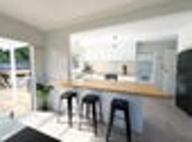 House for sale in Sundale, Wellington City
