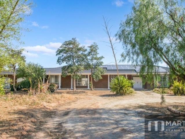 Cottage for sale in Horseshoe Creek, South Australia