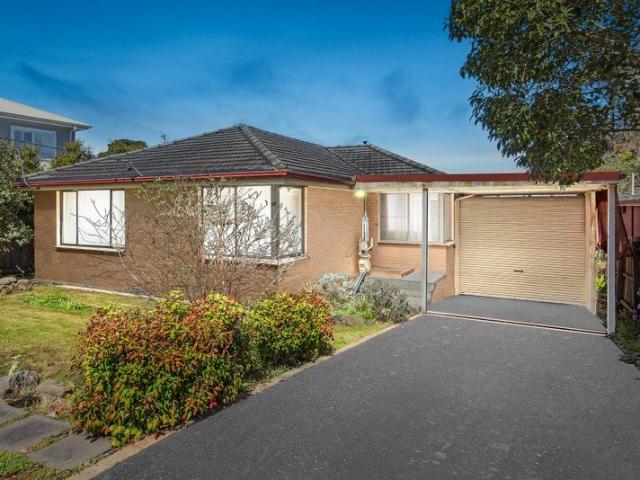 House for sale in Montmorency, Melbourne
