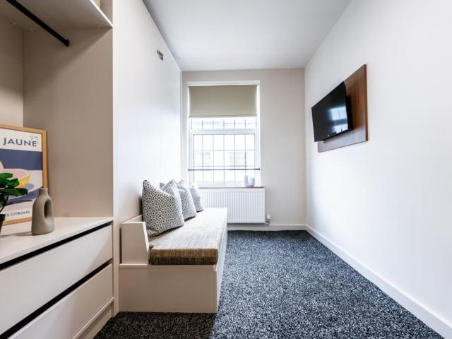 Studio for rent in Little Chester, East Midlands