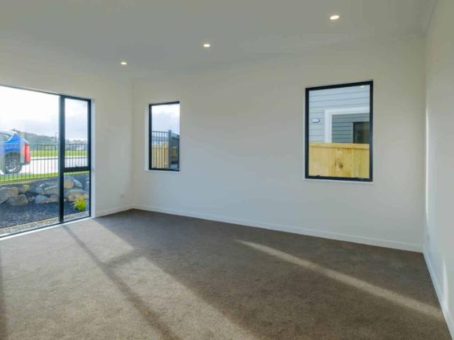 House for rent in Whangaparaoa, Oroua County