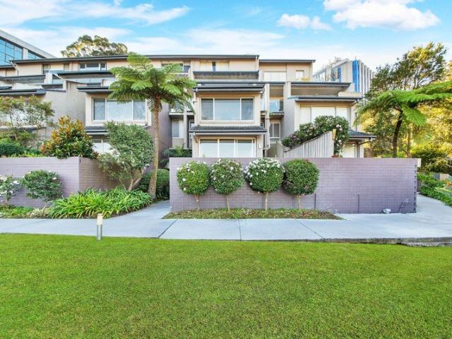 Apartment for rent in Lower North Shore, Sydney