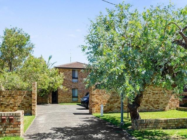 Apartment for sale in Thirroul, Wollongong City Council