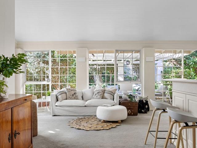 House for sale in Nedlands Dc