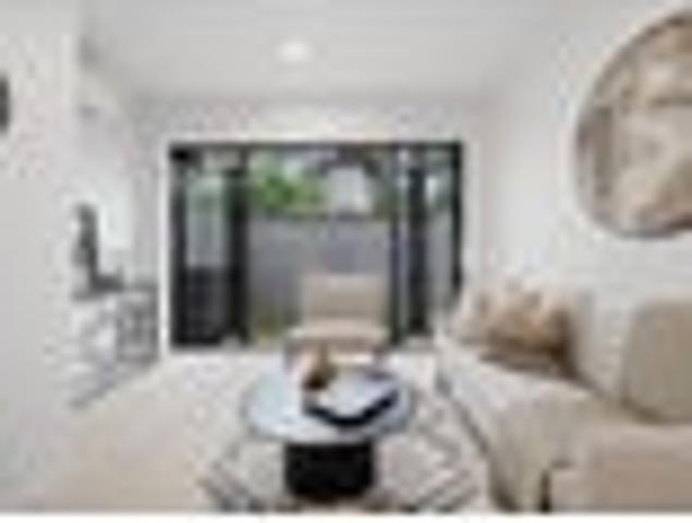 Townhouse for sale in Balmoral