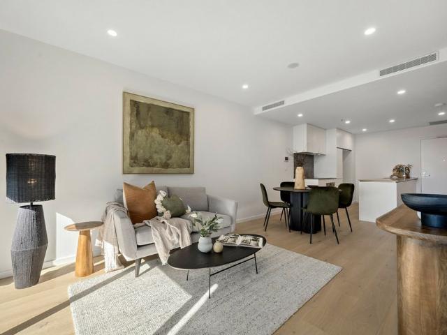 Apartment for rent in Woden, Australian Capital Territory