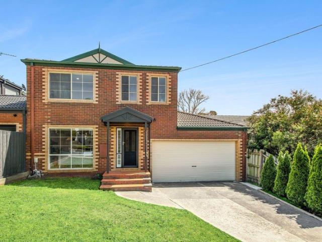 Townhouse for sale in Frankston South, Melbourne