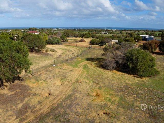 Land for sale in Waggrakine, Western Australia