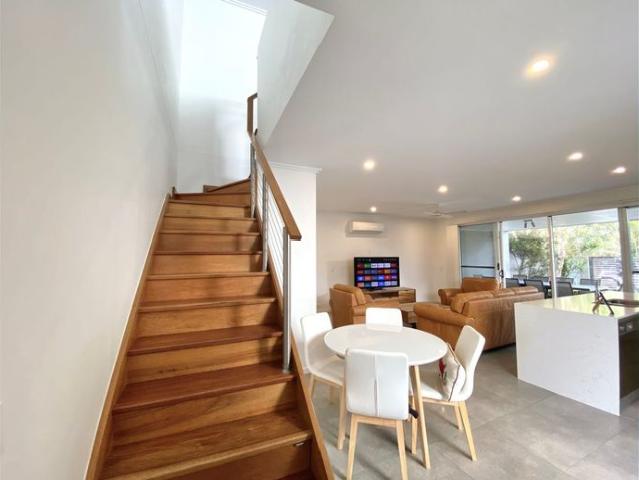 Townhouse for rent in Fernbrook, Queensland
