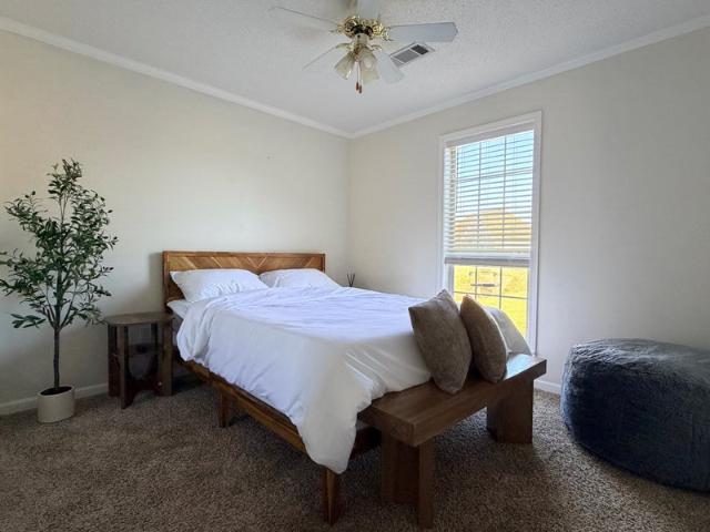 Room for rent in Warner Robins, Houston County
