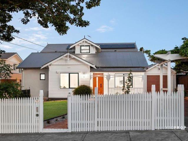 House for sale in Ivanhoe, Melbourne
