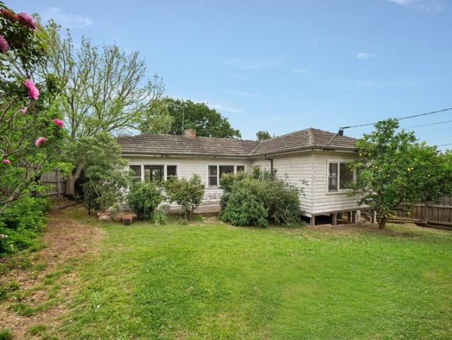 House for sale in Montmorency, Melbourne