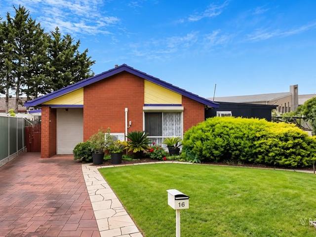House for sale in Sunshine North, Melbourne