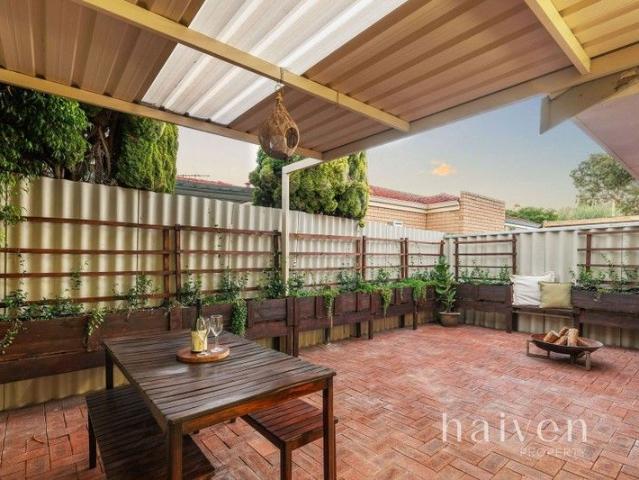 Villa for sale in Stirling, Western Australia