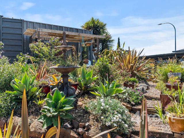 Cottage for sale in Burnie, Tasmania