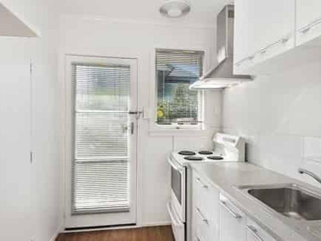 Apartment for rent in Edgeware, Canterbury