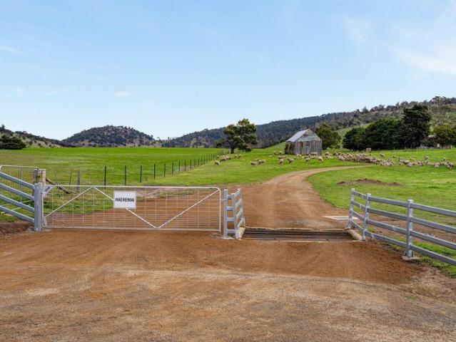 Cottage for sale in Broadmarsh, Southern Midlands