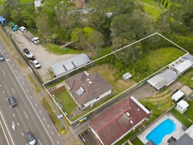 House for sale in Edgeworth, Newcastle-Maitland