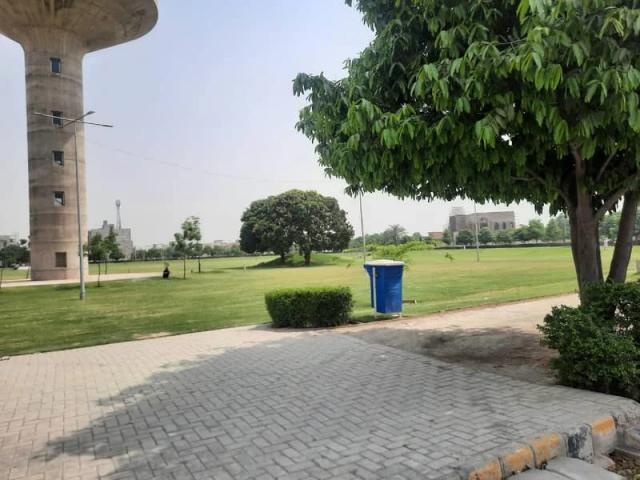 Land for sale in Faisalabad, Islamabad Capital Territory